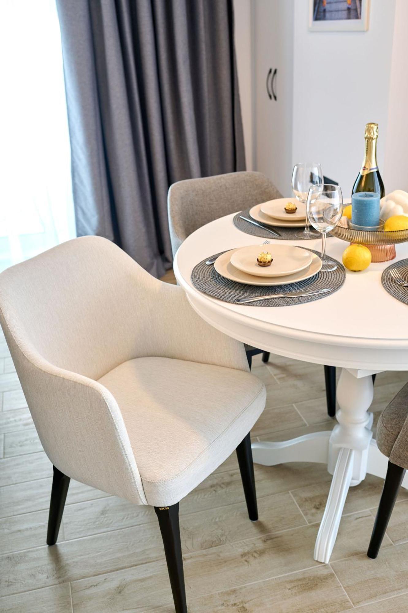 Good Vibes In Inifinity Pool&spa- Parking Apartament *